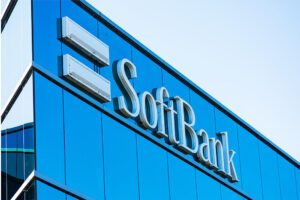 The-Story-Behind-the-Success-of-SoftBank-01